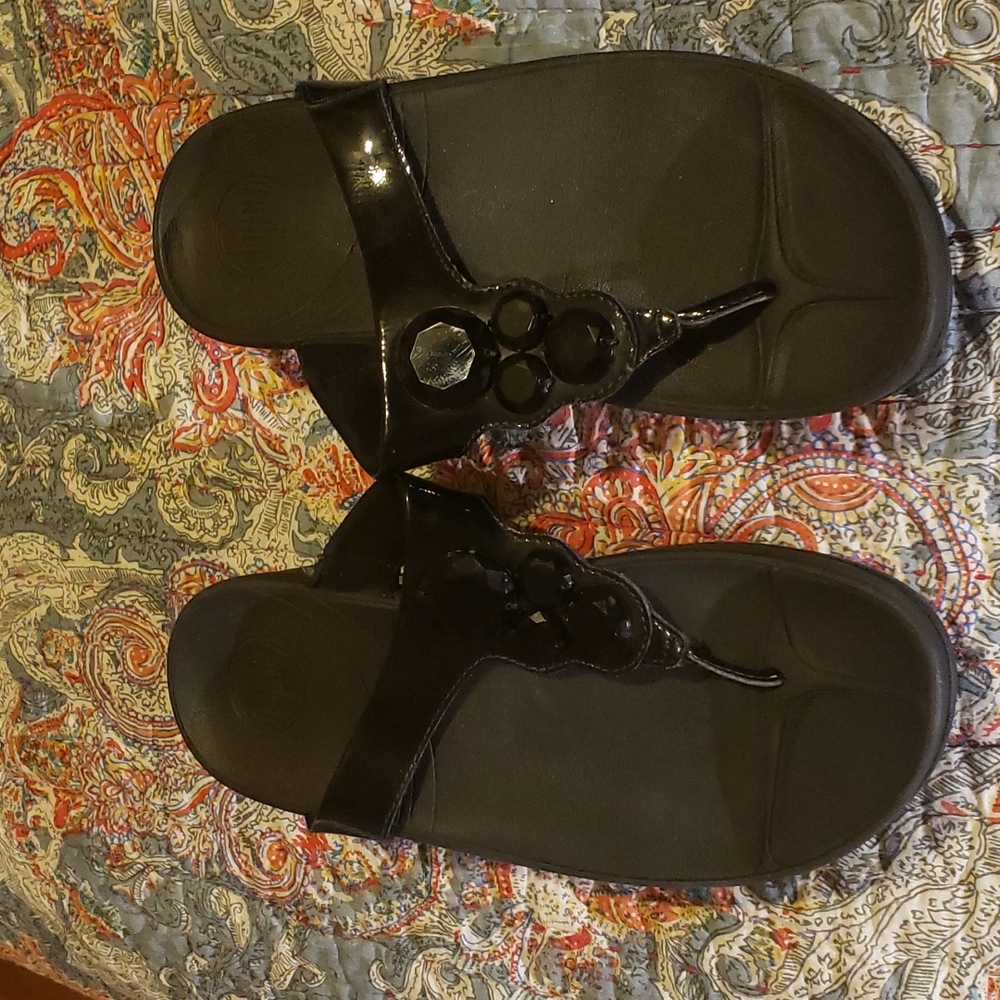 Fitflop size 8 platform sandals